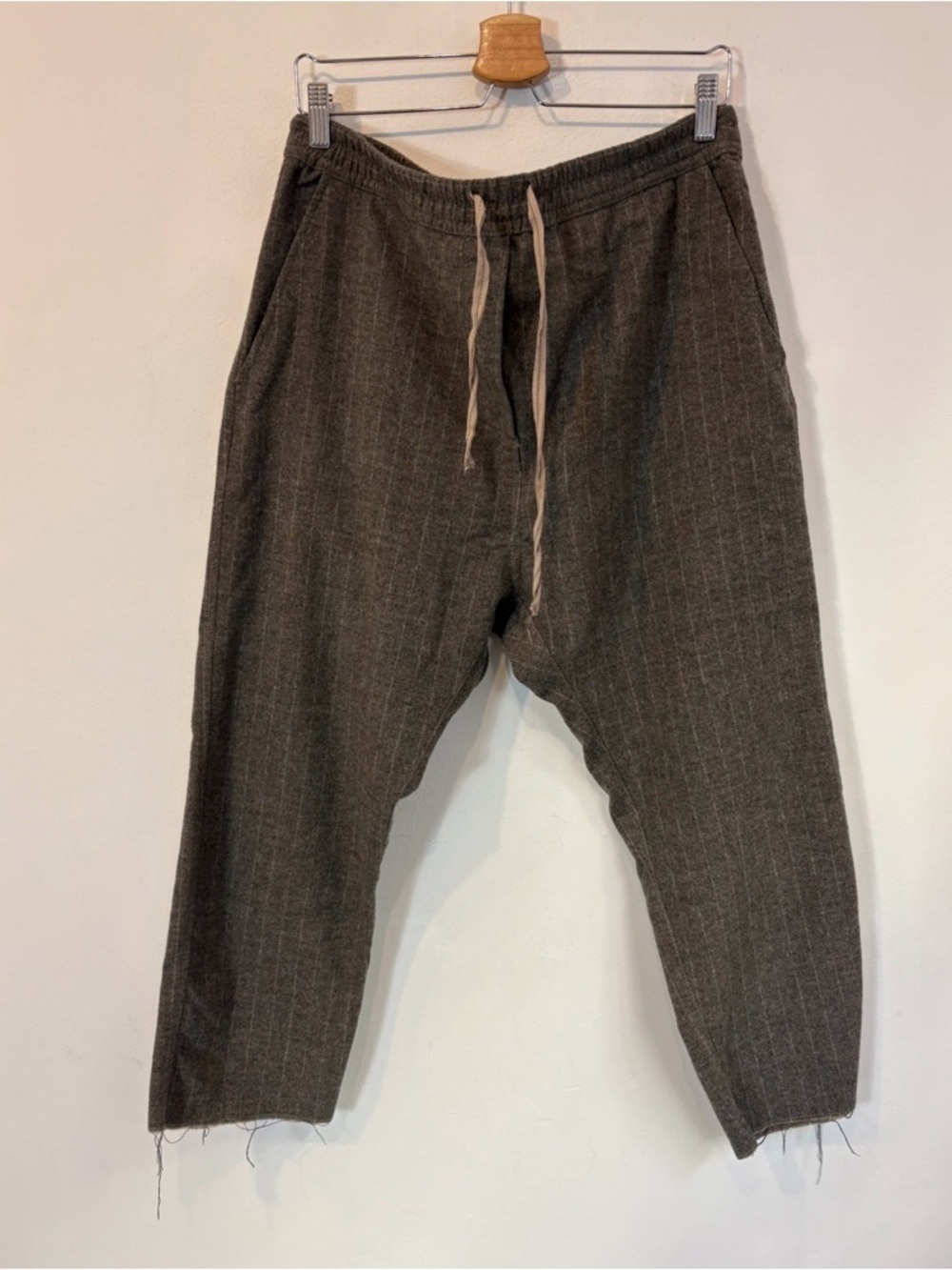 Zara Woman’s Casual Gray Drawstring Pinstripe Pants, Size L, NWOT